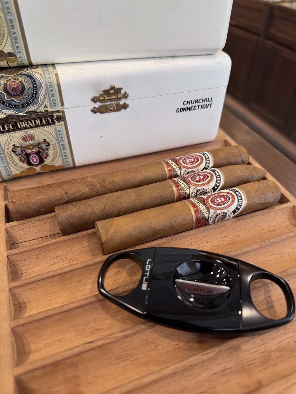 Alec Bradley Connecticut Robusto 실제 제품 사진